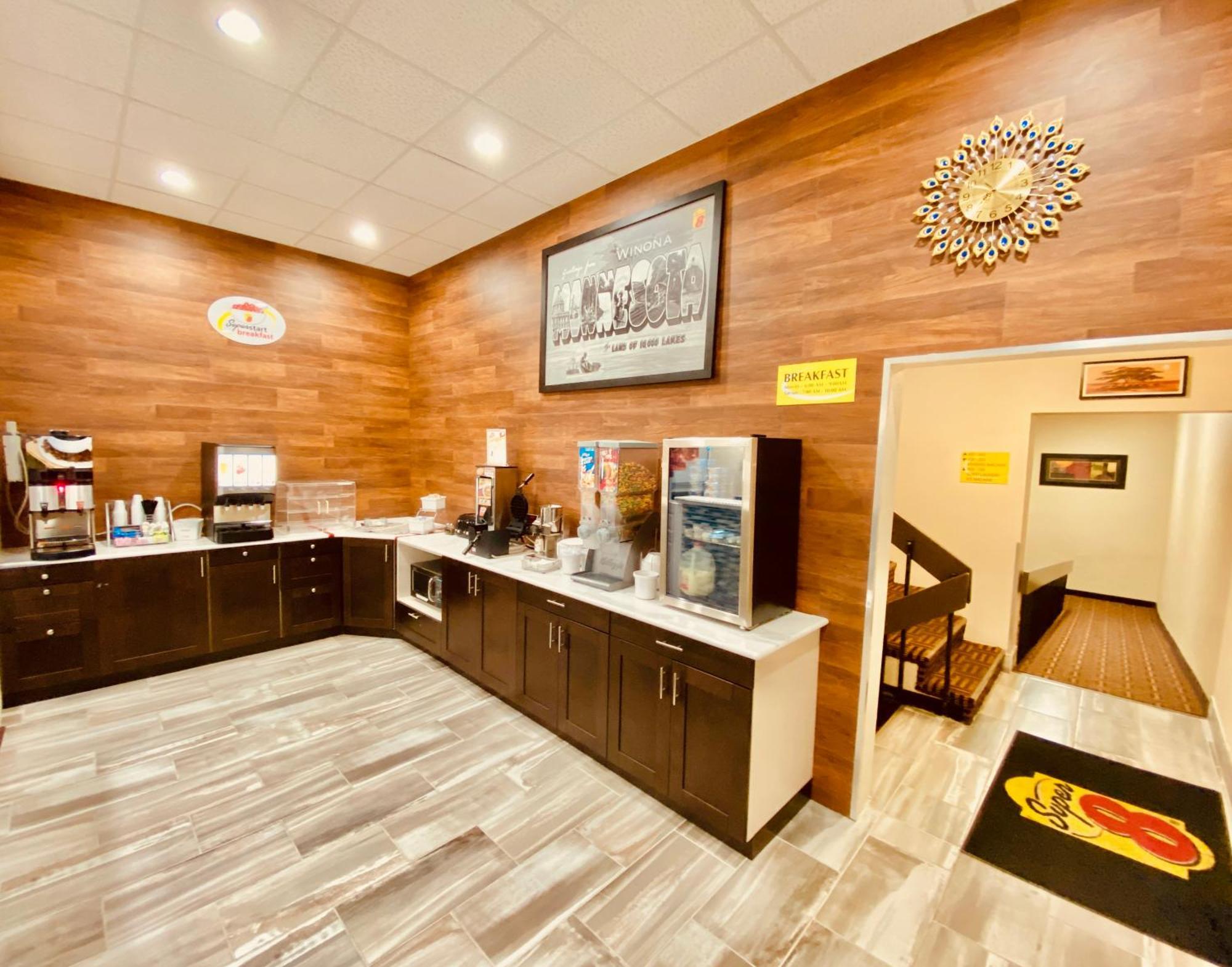 Super 8 By Wyndham Mn Motel 2*